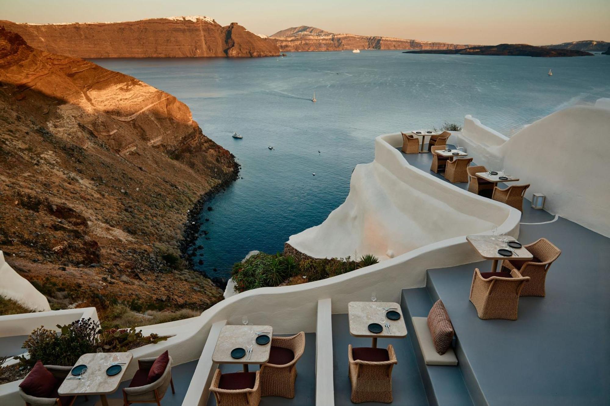 Mystique, A Luxury Collection Hotel, Santorini (Adults Only) Oia  Exterior photo