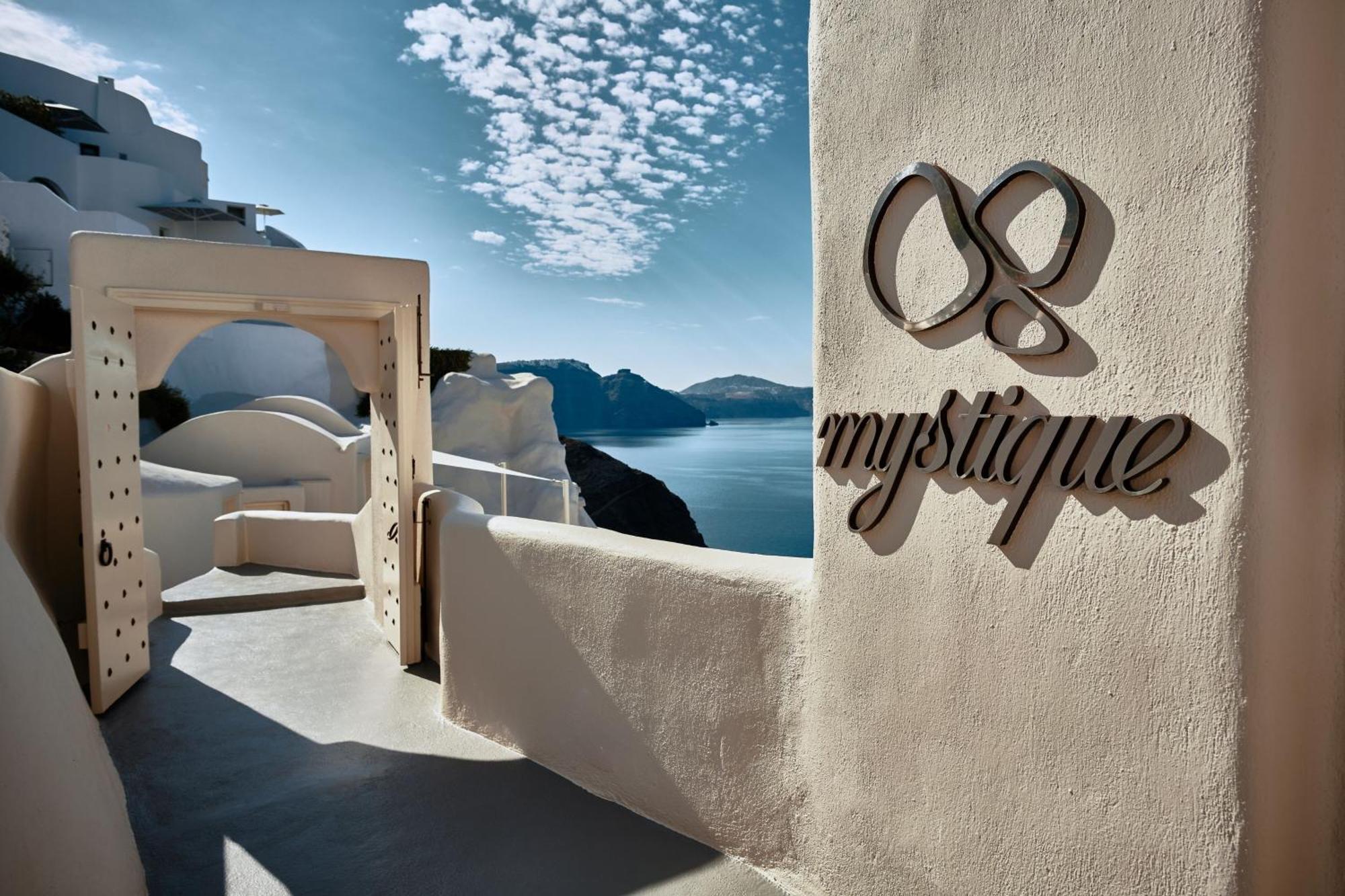 Mystique, A Luxury Collection Hotel, Santorini (Adults Only) Oia  Exterior photo